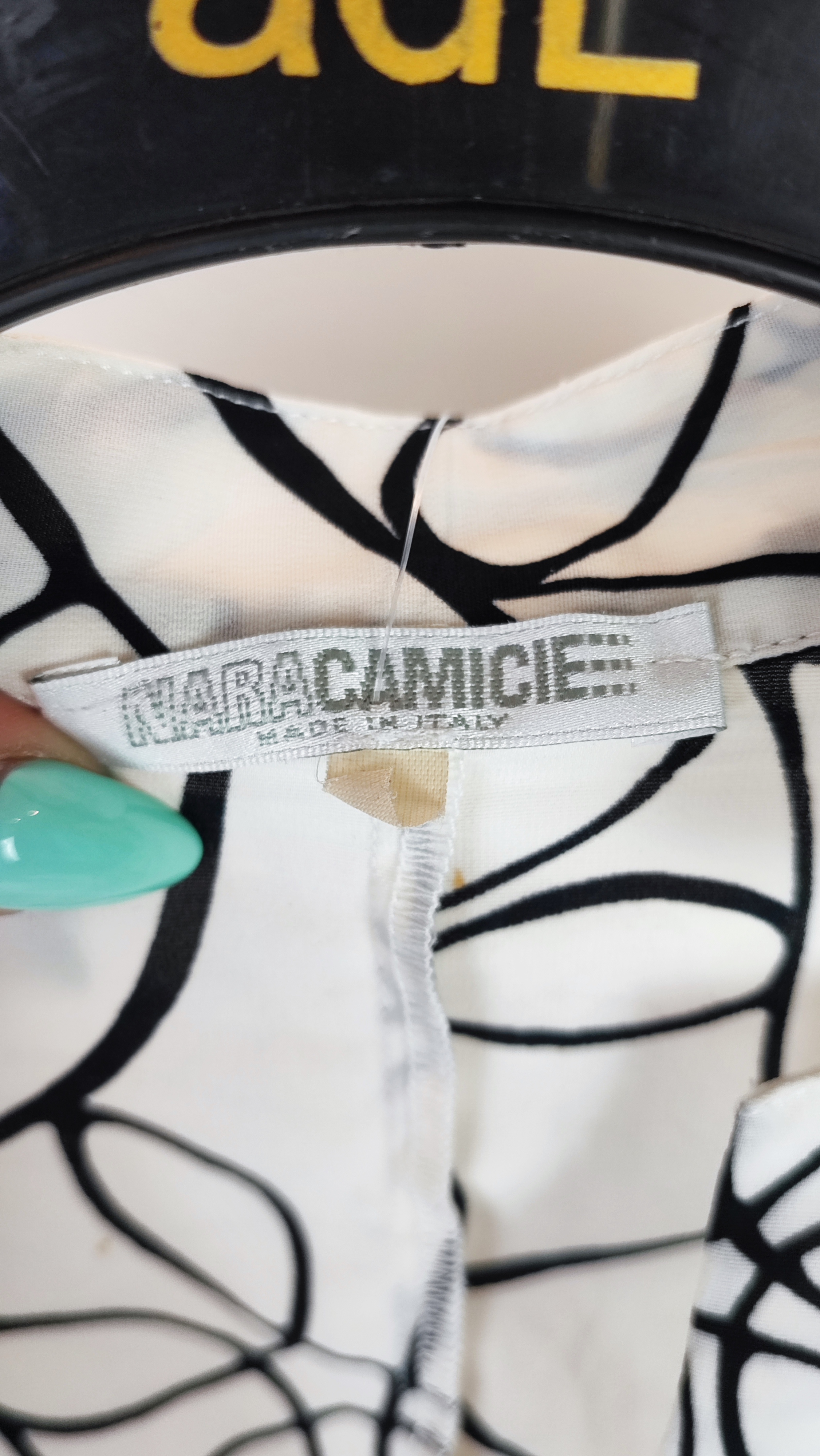 تونیک زنانه بلند برند ناراکامیچی (Naracamicie) ساخت ایتالیا طرح سیاه و سفید مینیمال مناسب استایل رسمی