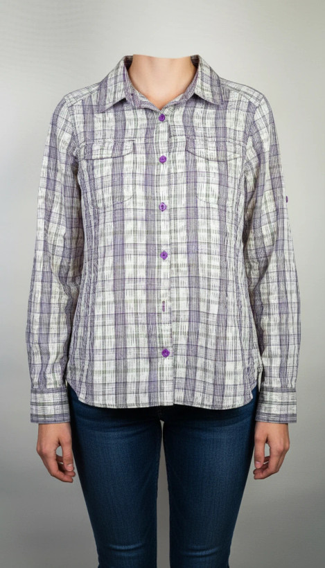 شومیز زنانه وارداتی استوک چهارخانه طوسی با آستین بلند، یقه کلاسیک، طراحی ساده و مرتب، مناسب سایز ۴۰ تا ۴۲، استایل روزمره و نیمهرسمی.