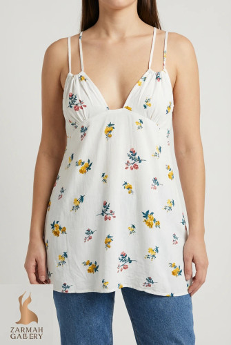 تاپ زنانه وارداتی استوک طرحدار روشن، بنددار، تنخور راحت، مناسب سایز ۳۸ تا ۴۰، مناسب استایل روزمره و تابستانی.