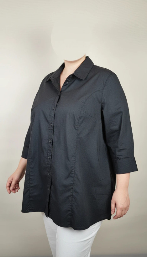 شومیز زنانه وارداتی استوک رنگ تیره، آستین بلند، یقه کلاسیک، تنخور آزاد و راحت، مناسب سایز ۴۸ تا ۵۰، استایل ساده و کاربردی