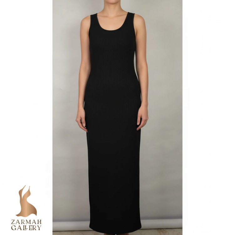 پیراهن زنانه وارداتی استوک مشکی، بلند، بدون آستین، فرم ساده و شیک، مناسب استایل مجلسی و رسمی، سایز ۳۸ تا ۴۰.