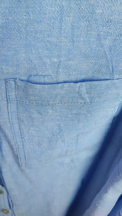 شومیز زنانه وارداتی استوک آبی روشن، آستین بلند، یقه ساده، تنخور آزاد و شیک، مناسب سایز ۴۴ تا ۴۶، استایل روزمره و نیمهرسمی.