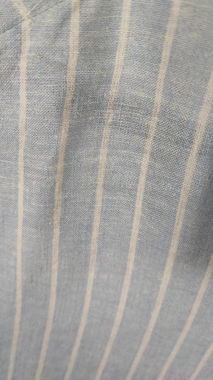 شومیز زنانه وارداتی استوک آبی روشن، آستین کوتاه، یقه ساده، تنخور آزاد و راحت، مناسب سایز ۴۸ تا ۵۰، مناسب استایل روزمره و نیمهرسمی.