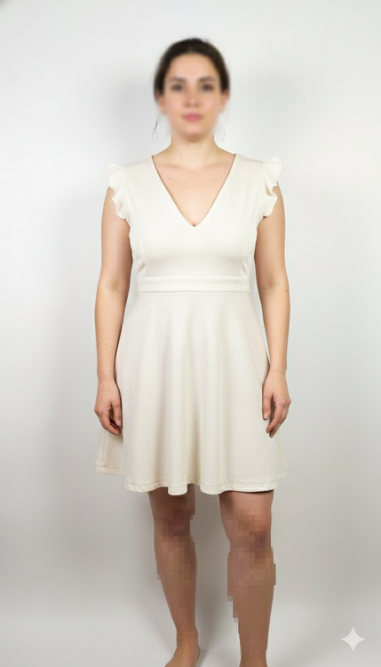 پیراهن کوتاه مجلسی زنانه سفید مدل عروسکی با یقه V و آستین کلوش کوتاه کد ۱۰۶۷