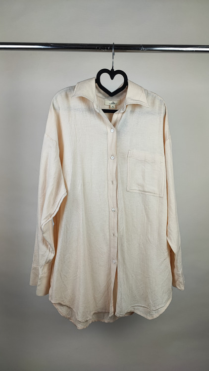 شومیز زنانه پلاس سایز رنگ استخوانی کد ۱۸۵۱ با پارچه وارداتی و دکمهدار