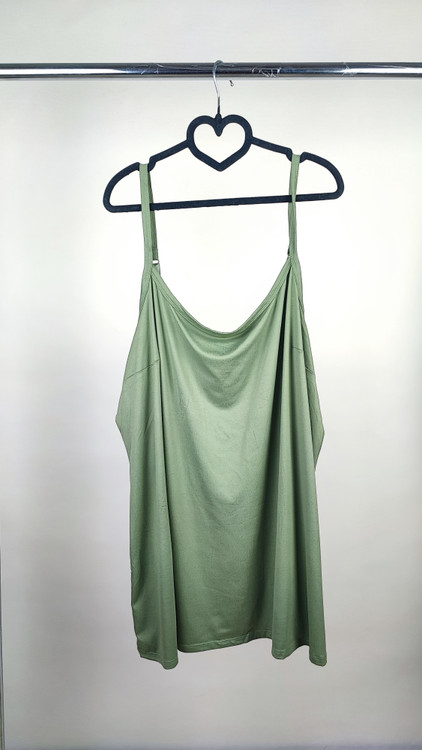 تاپ رکابی زنانه سایز بزرگ رنگ سبز زیتونی وارداتی کد ۲۰۸۹ * نمای تنخور: مدل تاپ نخی راحت و آزاد زنانه مناسب سایز ۴۸ و ۵۰ استوک