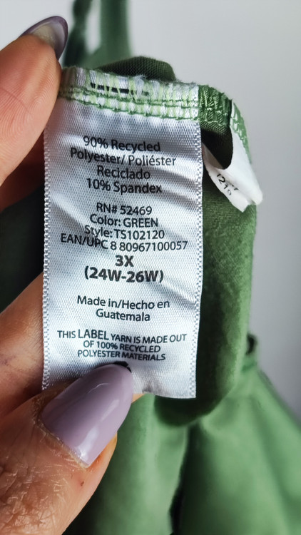 تاپ رکابی زنانه سایز بزرگ رنگ سبز زیتونی وارداتی کد ۲۰۸۹ * نمای تنخور: مدل تاپ نخی راحت و آزاد زنانه مناسب سایز ۴۸ و ۵۰ استوک