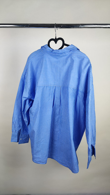 شومیز زنانه سایز بزرگ راهراه آبی و سفید وارداتی کد ۱۹۵۲ * نمای تنخور: تونیک نخی آستین بلند زنانه مدل اورسایز مناسب سایز ۶۰ و