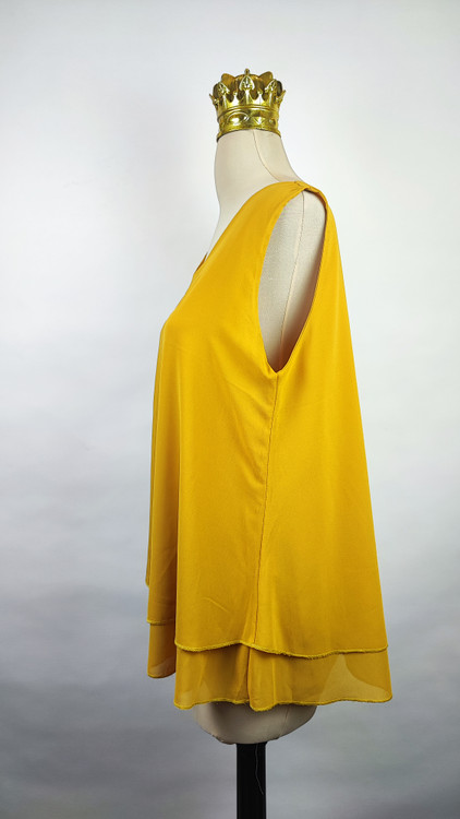 تاپ زنانه سایز بزرگ خردلی وارداتی کد ۱۱۸ با طراحی دو لایه شیک * نمای تنخور: مدل تاپ آستین حلقهای مجلسی مناسب سایز ۴۸ و ۵۰ استوک اروپایی