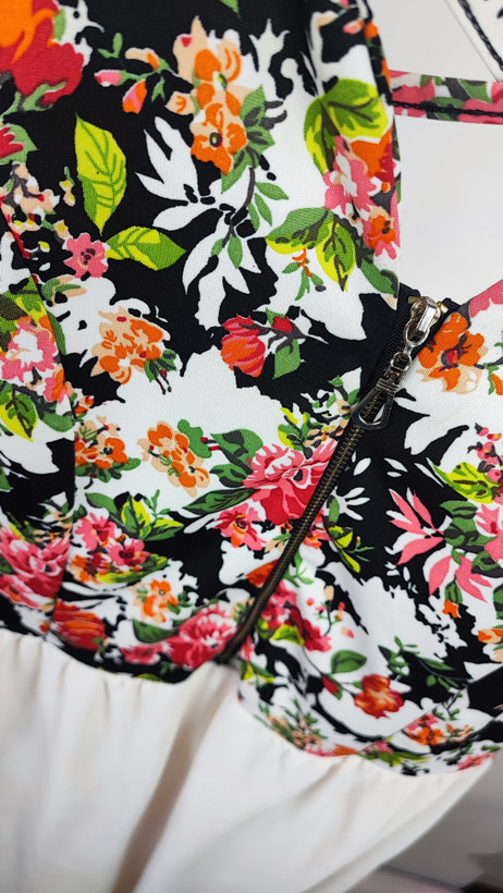 پیراهن زنانه مجلسی کوتاه سفید با بالاتنه گلدار وارداتی کد ۱۰۰۱ * نمای تنخور: مدل پیراهن عروسکی شیک مناسب سایز ۳۶ و ۳۸ استوک اروپایی تنخور عالی