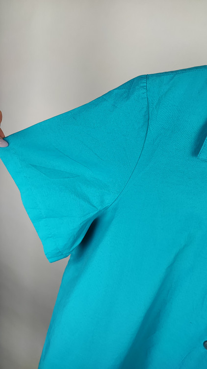 شومیز زنانه دکمهدار آبی فیروزهای یقه مردانه کد ۲۰۷۸ مناسب سایز بزرگ