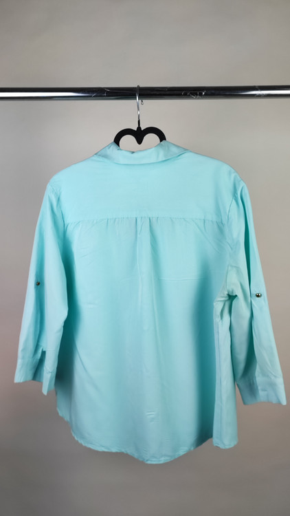 شومیز زنانه آبی روشن دکمهدار یقه مردانه کد ۱۸۳۰ مناسب سایز ۴۶ تا ۴۸