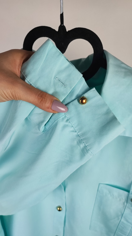 شومیز زنانه آبی روشن دکمهدار یقه مردانه کد ۱۸۳۰ مناسب سایز ۴۶ تا ۴۸