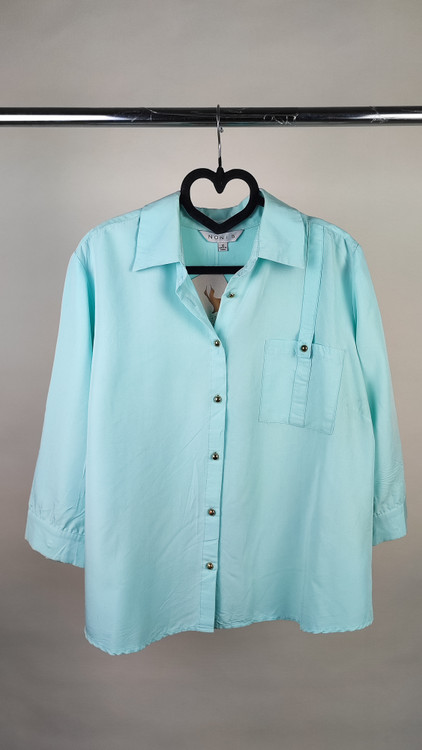 شومیز زنانه آبی روشن دکمهدار یقه مردانه کد ۱۸۳۰ مناسب سایز ۴۶ تا ۴۸