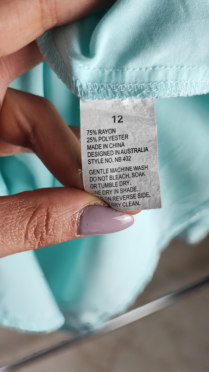 شومیز زنانه آبی روشن دکمهدار یقه مردانه کد ۱۸۳۰ مناسب سایز ۴۶ تا ۴۸