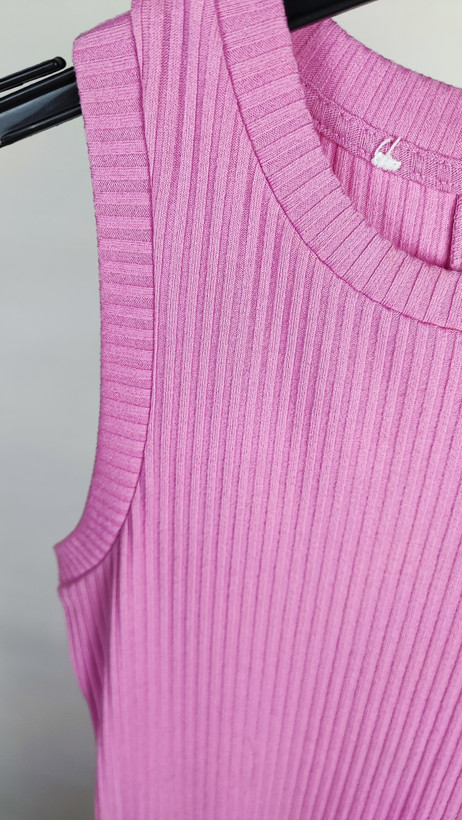 پیراهن میدی زنانه صورتی روشن بافت کبریتی ظریف کد ۱۰۳۸ * تصویر تنخور: مدل پیراهن آستین حلقهای جذب زنانه صورتی مناسب استایل کژوال و مهمانی