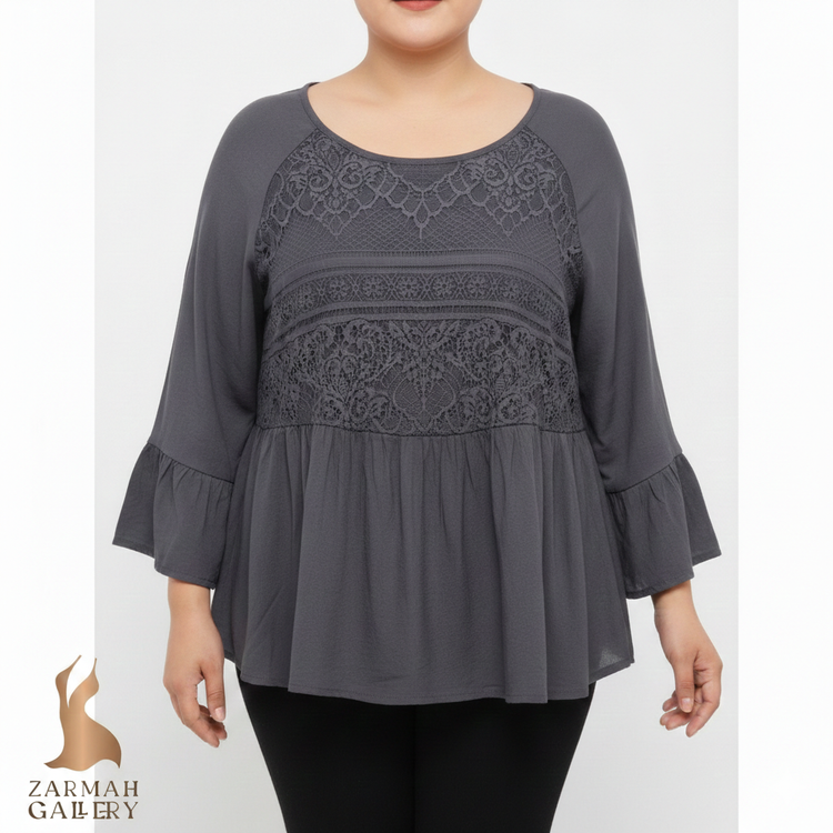 شومیز زنانه برند Knox Rose رنگ طوسی تیره با طراحی گیپور روی سینه مناسب استایل مهمانی