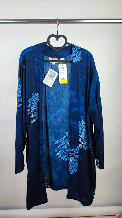 رویه مانتویی زنانه آبی تیره طرح برگ برند هilo hattie استوک اروپایی گرید A مناسب فصل بهار و تابستان