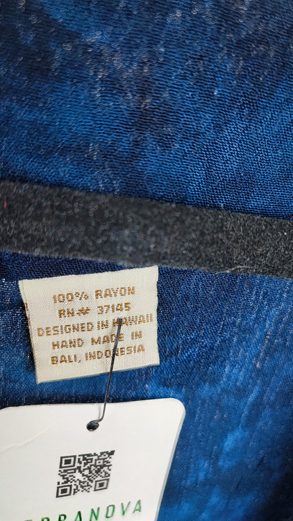 رویه مانتویی زنانه آبی تیره طرح برگ برند هilo hattie استوک اروپایی گرید A مناسب فصل بهار و تابستان