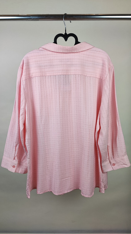 شومیز زنانه طوسی برند مرونا (Merona) استوک گرید A با دو جیب روی سینه و دکمههای سفید