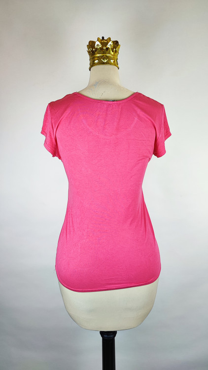 تیشرت زنانه صورتی برند FOX'S استوک اروپایی وارداتی تولید لهستان مناسب استایل روزمره