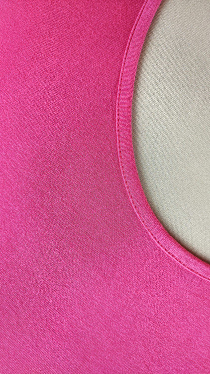 تیشرت زنانه صورتی برند FOX'S استوک اروپایی وارداتی تولید لهستان مناسب استایل روزمره