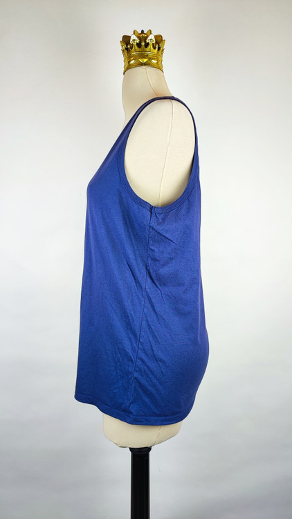 تاپ رکابی زنانه سرمهای برند چایو تیس استوک وارداتی کد ۲ با چاپ نوشته سفید و قرمز