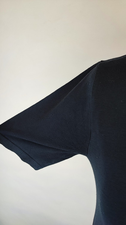 تیشرت مشکی زنانه برند مکس کوکوس استوک وارداتی یقه گرد آستین کوتاه با پارچه ریون بامبو