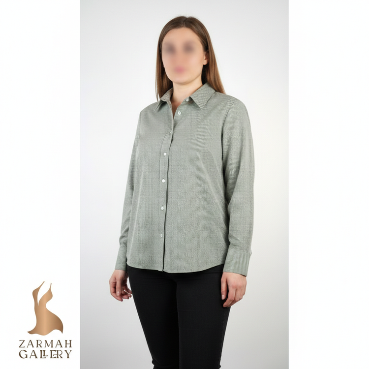 شومیز زنانه چهارخانه ریز سبز و سفید برند ایزود استوک اروپایی دکمهدار آستین بلند