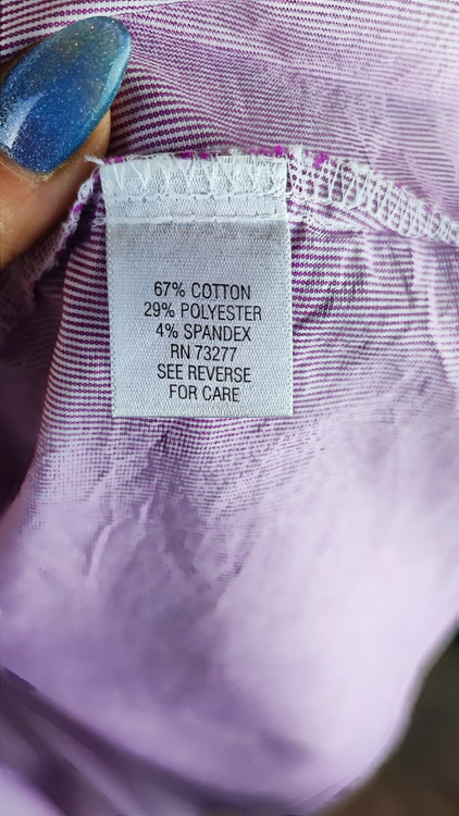 شومیز زنانه سایز بزرگ استوک اروپایی برند Apt. 9 رنگ بنفش راهراه ریز مناسب استایل کژوال و رسمی