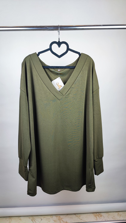 شومیز زنانه پلاس سایز استوک وارداتی رنگ سبز زیتونی یقه هفت آستین بلند برند اروپایی