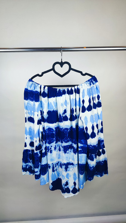 شومیز زنانه نخی ریون برند نیو دایرکشنز طرح ابروبادی آبی و سفید وارداتی سایز بزرگ مناسب استایل کژوال