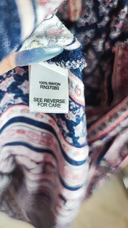 شومیز زنانه سایز بزرگ برند کاتو CATO طرحدار سرمهای کد 2261 وارداتی استوک اروپایی