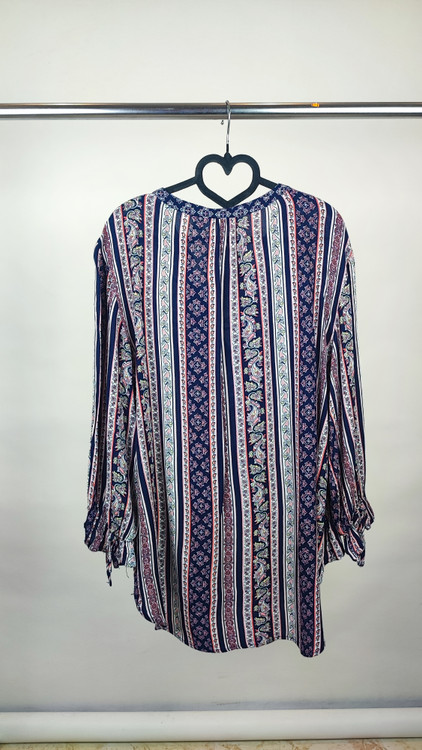 شومیز زنانه سایز بزرگ برند کاتو CATO طرحدار سرمهای کد 2261 وارداتی استوک اروپایی