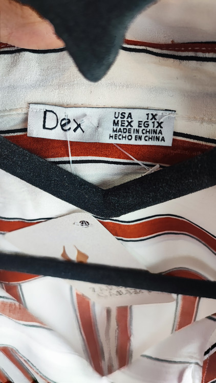 شومیز راه راه سفید و نارنجی زنانه برند Dex سایز بزرگ استوک وارداتی مناسب استایل کژوال