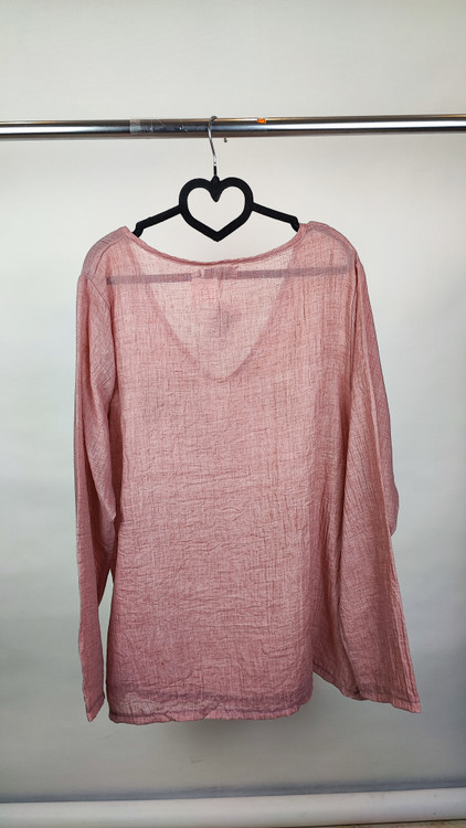 شومیز آستین بلند زنانه استوک مارک MISS LOOK رنگ کالباسی ملایم سایز بزرگ مناسب استایل روزمره