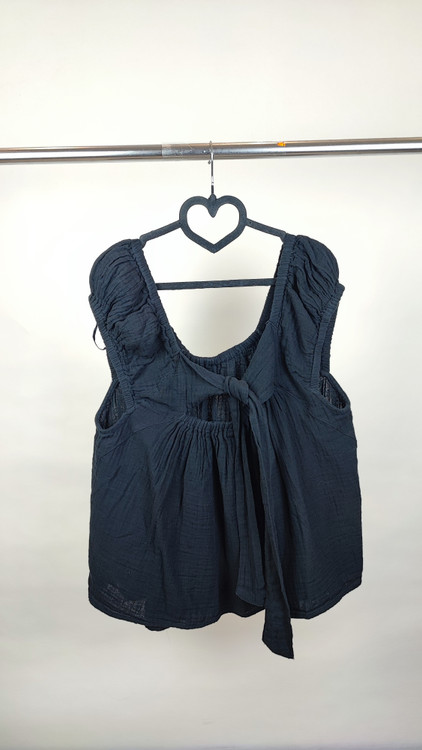 شومیز مشکی زنانه سایز بزرگ برند اولد نیوی جنس نخی خنک مناسب استایل کژوال و روزمره