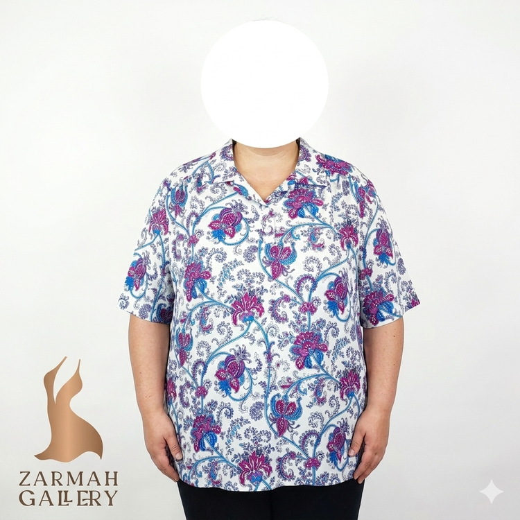 شومیز زنانه سایز بزرگ برند Classics In Action سفید با طرح گلهای اسلیمی بنفش و آبی استوک وارداتی