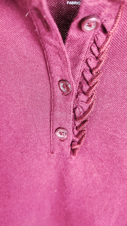 پولوشرت یقه دار زنانه برند PLACE رنگ زرشکی استوک وارداتی کد ۲ مناسب سایز ۳۴ و ۳۶