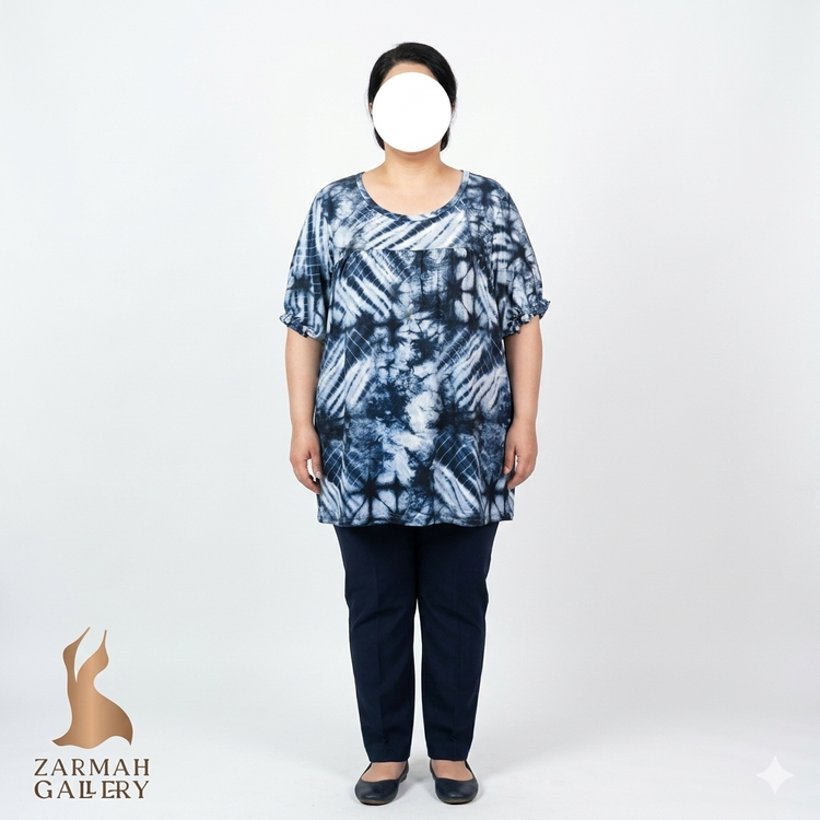 شومیز زنانه سایز بزرگ برند سوزان بترو رنگ سرمهای سفید ابروبادی مدل آستین کوتاه مناسب استایل روزمره