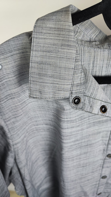 شومیز سایزبزرگ زنانه آستین کوتاه استوک اروپا کد ۲۲۱۲ رنگ طوسی با بافت پارچه Melange نمای کامل