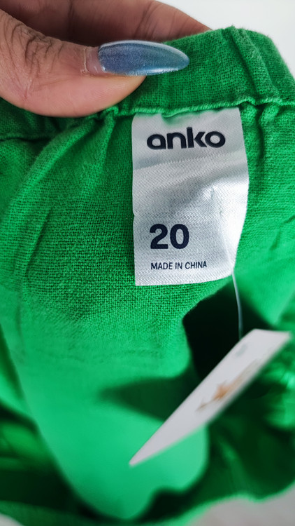 شومیز یقه قایقی سایزبزرگ زنانه برند آنکو رنگ سبز، جنس لنین نخی، مناسب استایل تابستانی از فروشگاه زرماه گالری