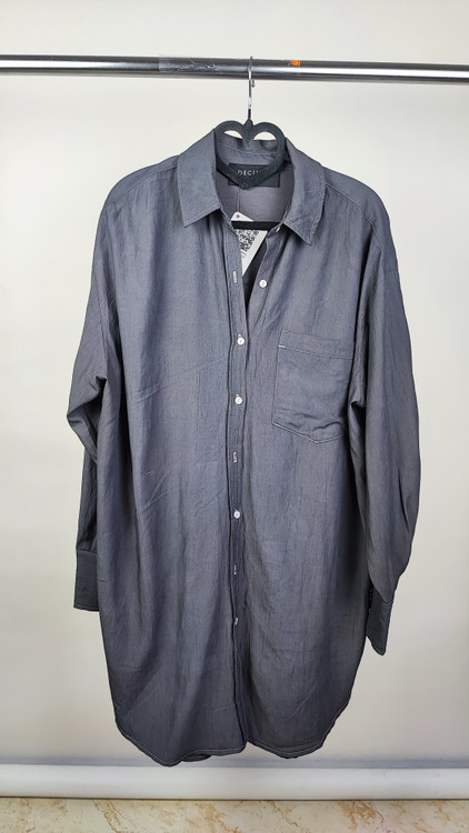 شومیز بلند زنانه سایز بزرگ برند دسیجوبا رنگ زغالسنگی گرید A مناسب استایل اسپرت و کژوال