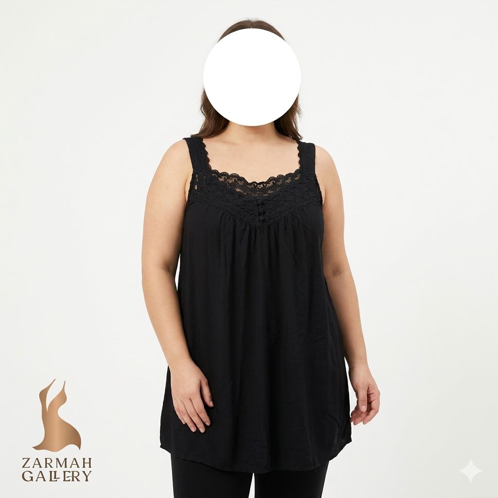 تاپ زنانه نخی مشکی سایزبزرگ برند تورید استوک وارداتی با یقه گیپوردار و دکمهدار کد ۲۲۶۸