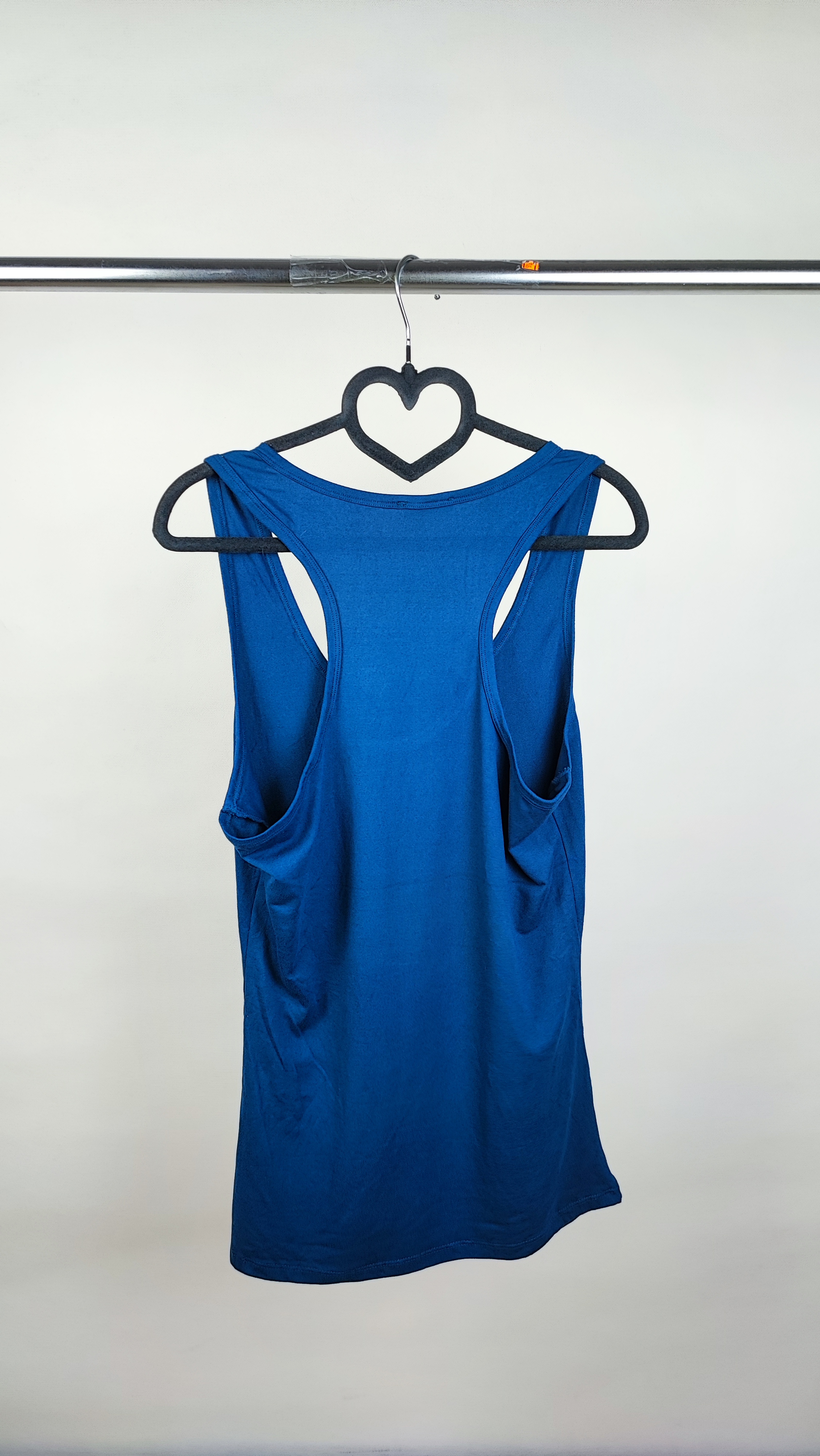 تاب آستین حلقهای زنانه وارداتی استوک برند اردن ARDENE رنگ آبی نفتی روی مانکن زرماه گالری