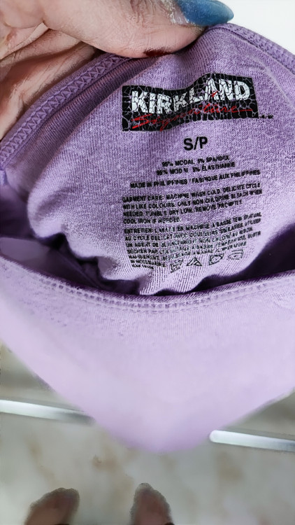 تاپ بندی زنانه استوک خارجی برند کرکلند رنگ بنفش یاسی ملانژ مناسب زیر مانتو و خانگی