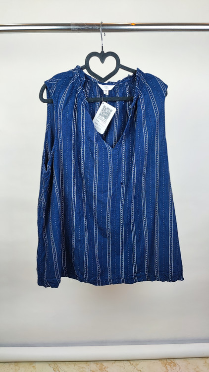 تاپ زنانه سایزبزرگ برند تایم اند ترو رنگ سرمهای راه راه جنس لنین و ریون خنک تابستانی