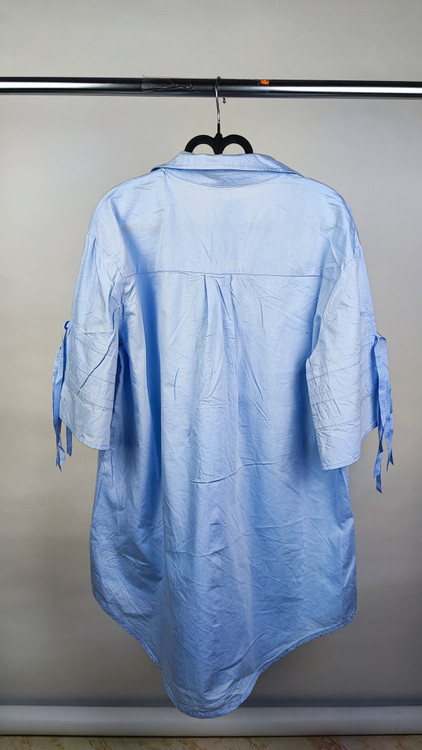 شومیز مانتویی زنانه استوک آبی روشن برند وارداتی کد ۲۲۲۲ سایز بزرگ مناسب استایل کژوال - فروشگاه زرماه گالری