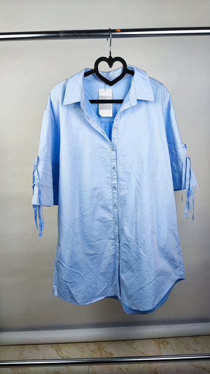 شومیز مانتویی زنانه استوک آبی روشن برند وارداتی کد ۲۲۲۲ سایز بزرگ مناسب استایل کژوال - فروشگاه زرماه گالری