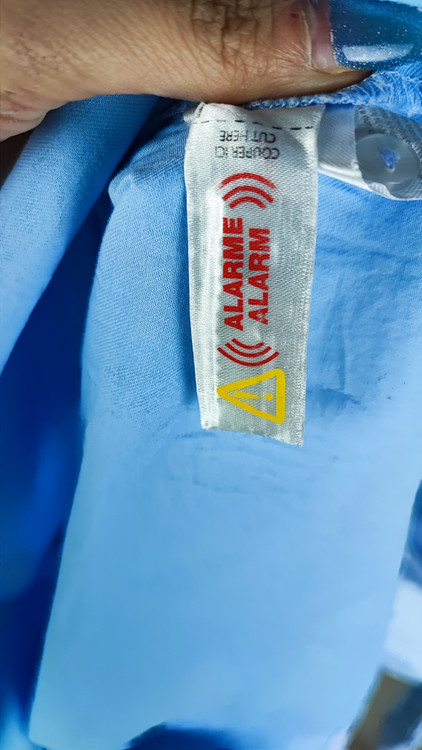 شومیز مانتویی زنانه استوک آبی روشن برند وارداتی کد ۲۲۲۲ سایز بزرگ مناسب استایل کژوال - فروشگاه زرماه گالری